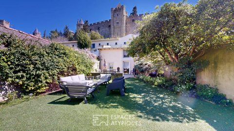 Charmante maison en pierre du XVIIe siècle avec vue sur la Cité de Carcassonne