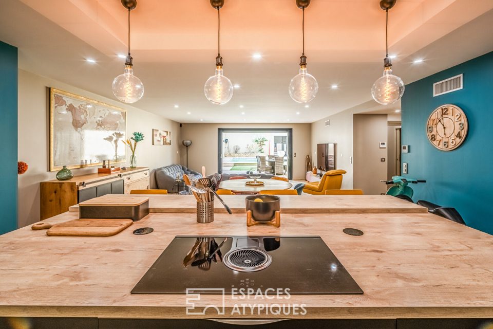 Maison de ville rénovée avec piscine et garage entre mer et Corbières