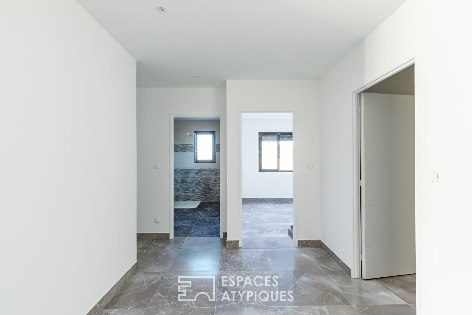 Maison neuve de plain-pied à Thézan-des-Corbières : confort moderne et cadre naturel