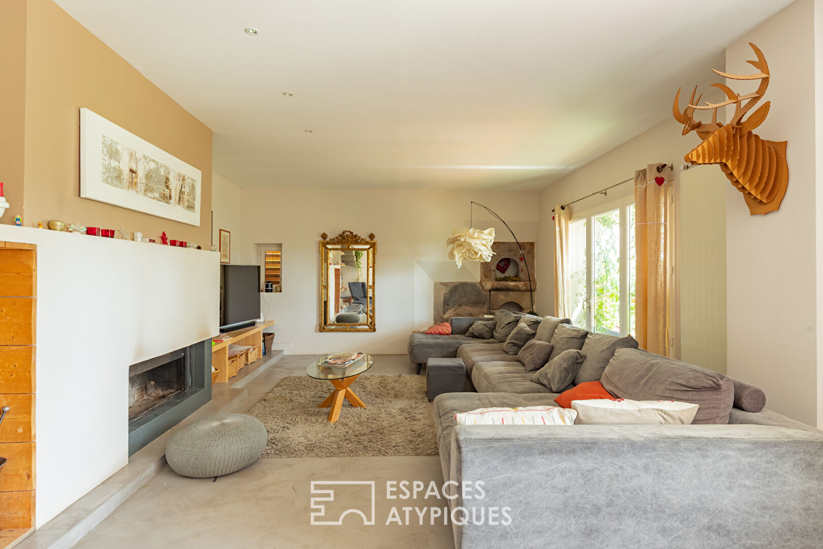 Ensemble immobilier unique sur 17 hectares – Vue panoramique et potentiel rare