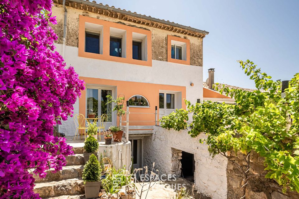 Vigneronne d'exception au cachet rare à 5 minutes des plages sauvages