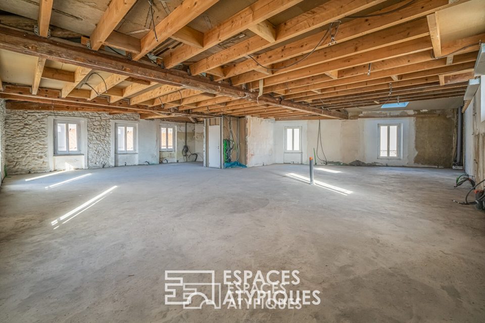 Loft en dernier étage avec vue sur les toits de Narbonne