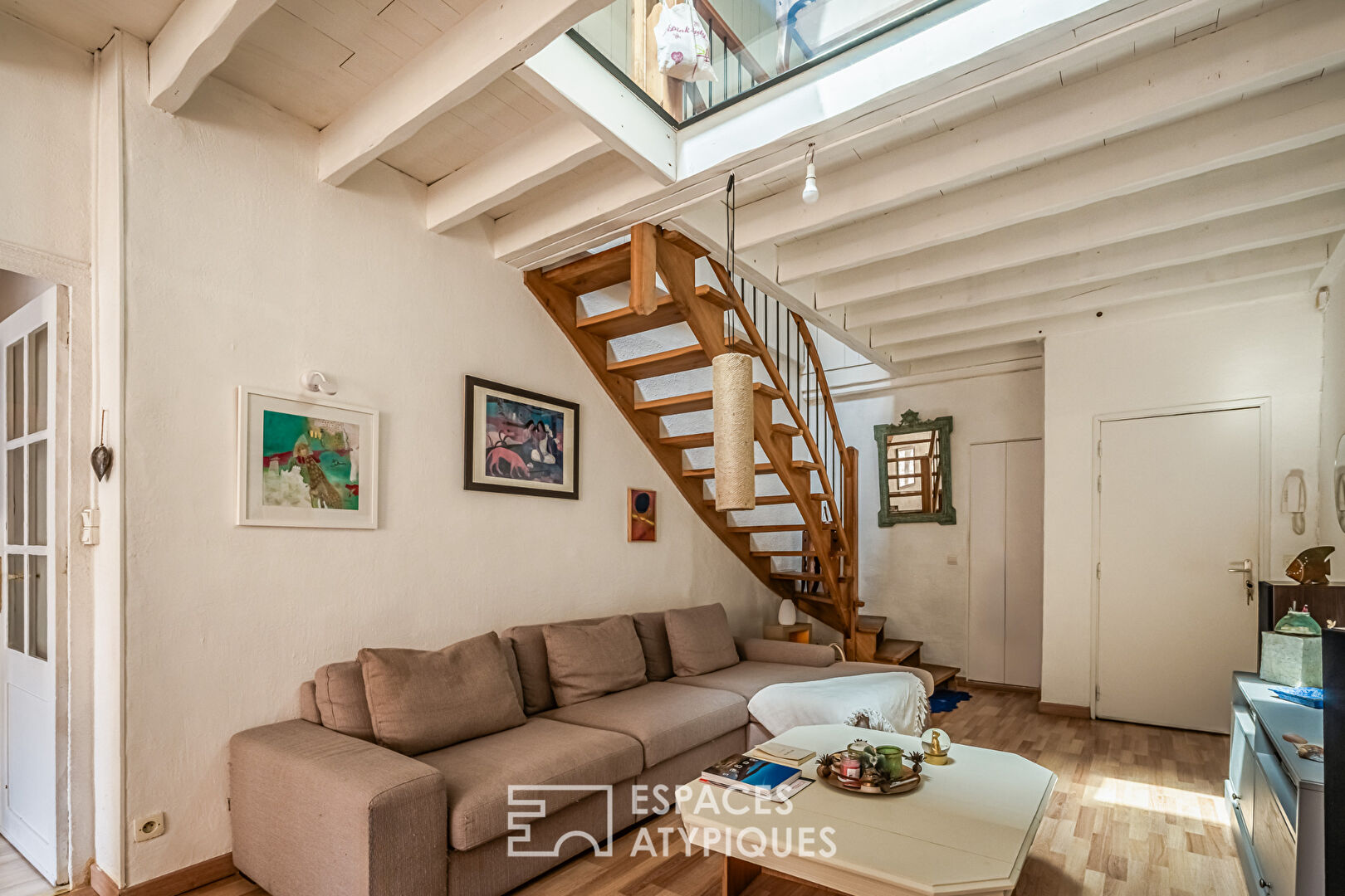 Appartement lumineux avec terrasse, au calme, à deux pas des Halles de Narbonne