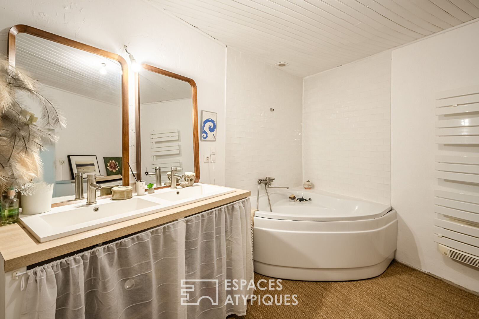 Appartement lumineux avec terrasse, au calme, à deux pas des Halles de Narbonne