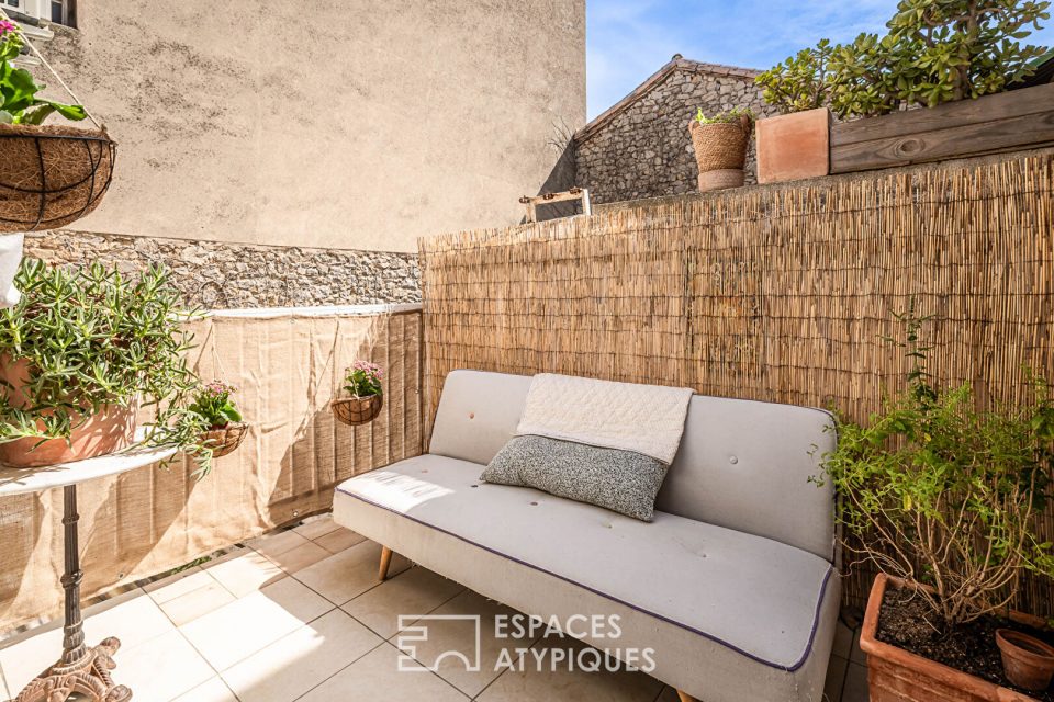 Appartement lumineux avec terrasse, au calme, à deux pas des Halles de Narbonne