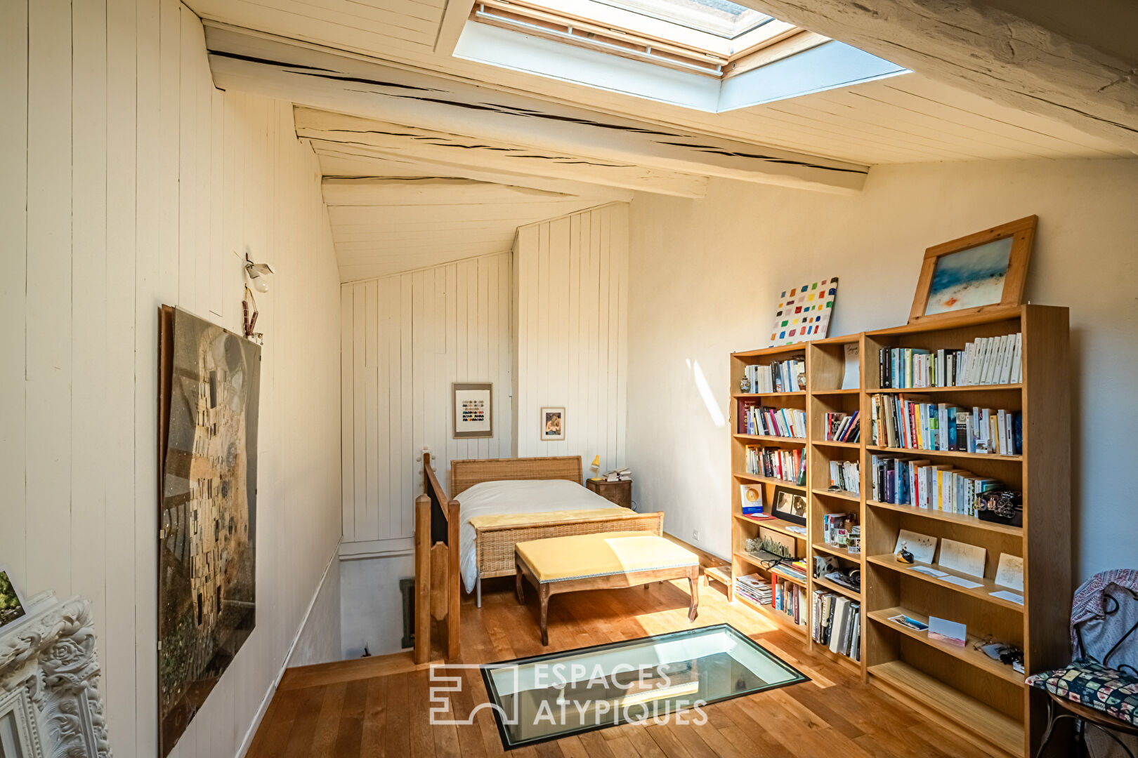 Appartement lumineux avec terrasse, au calme, à deux pas des Halles de Narbonne
