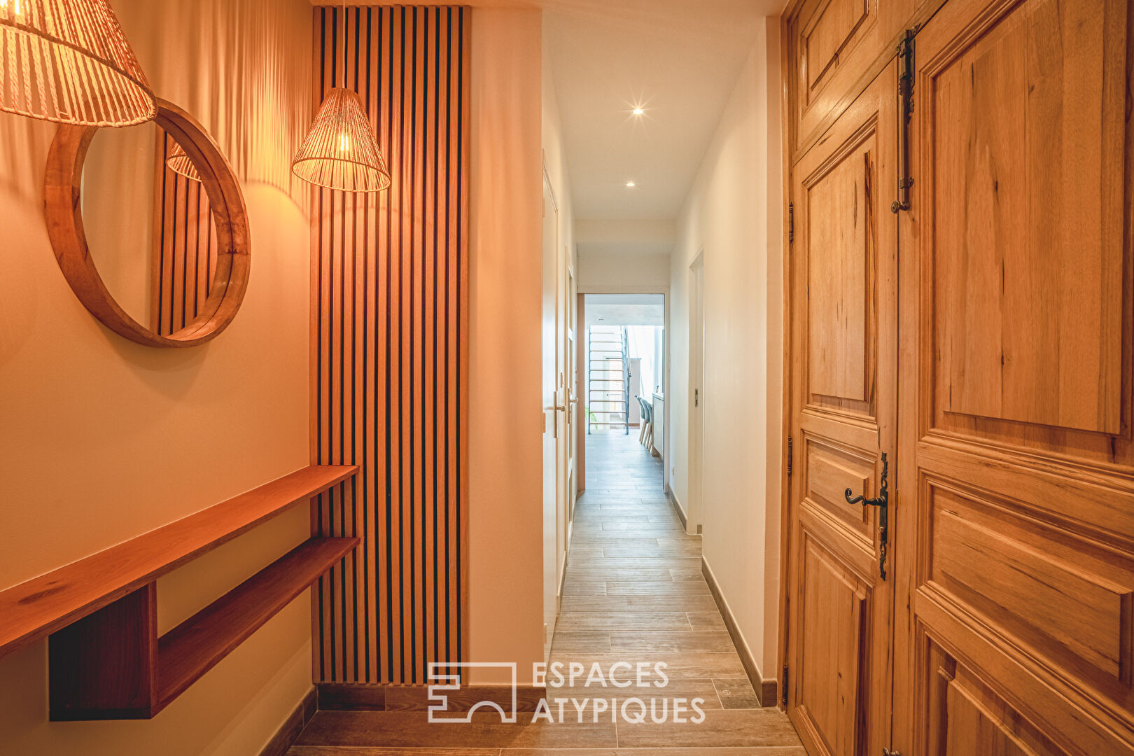 Appartement contemporain et sa tropézienne au coeur de Narbonne
