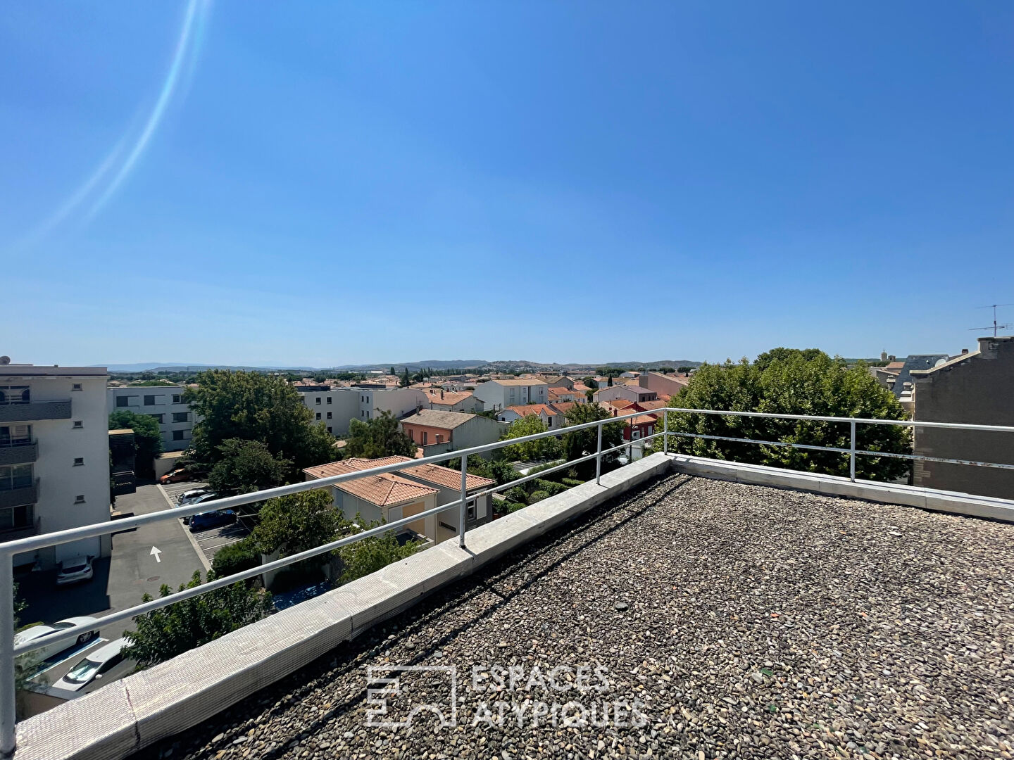 Superbe appartement de 103m2 avec rooftop sur les quais de Narbonne