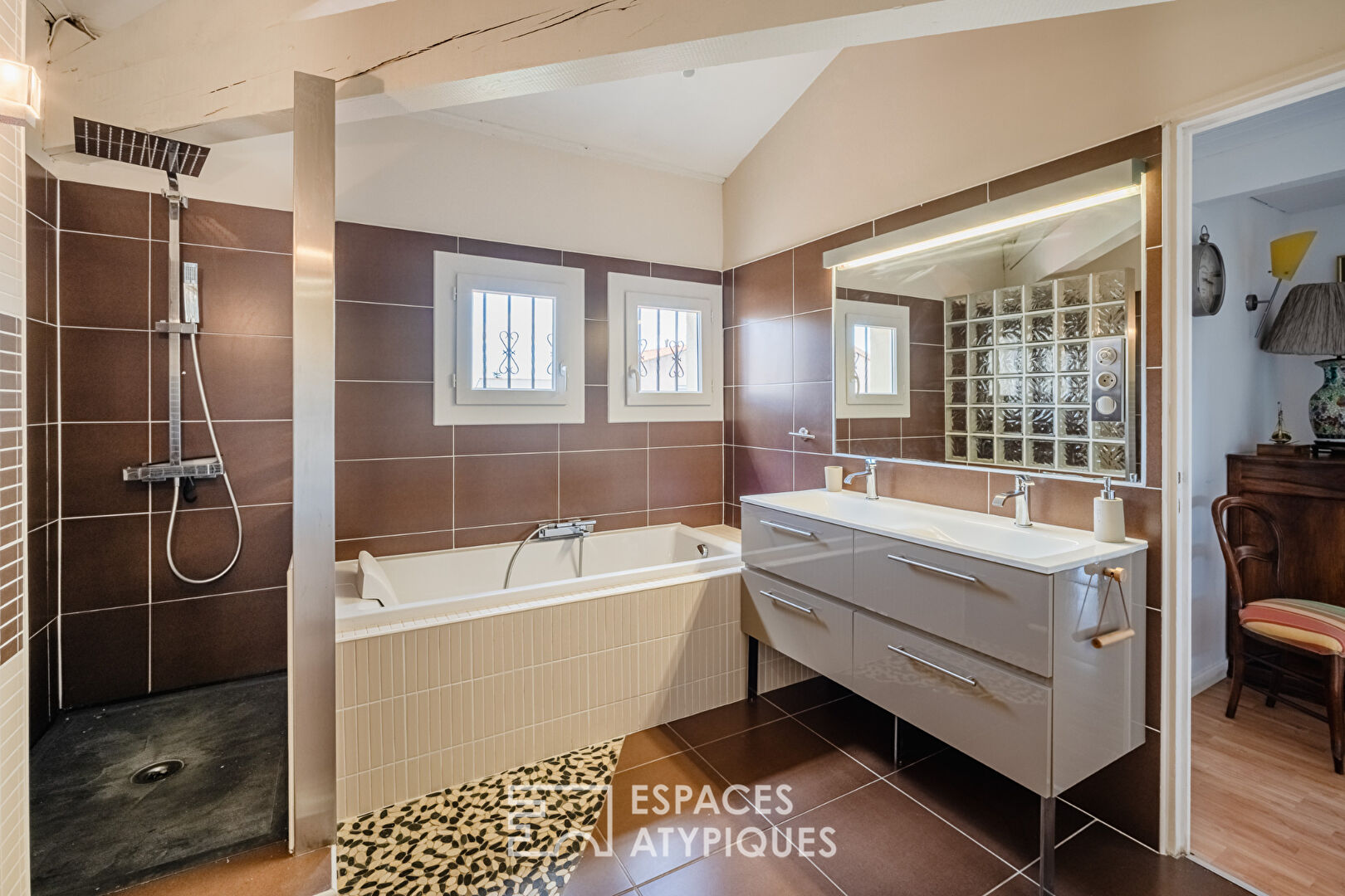 Peaceful Setting near Narbonne – Unique Property with Pool and Landscaped Garden