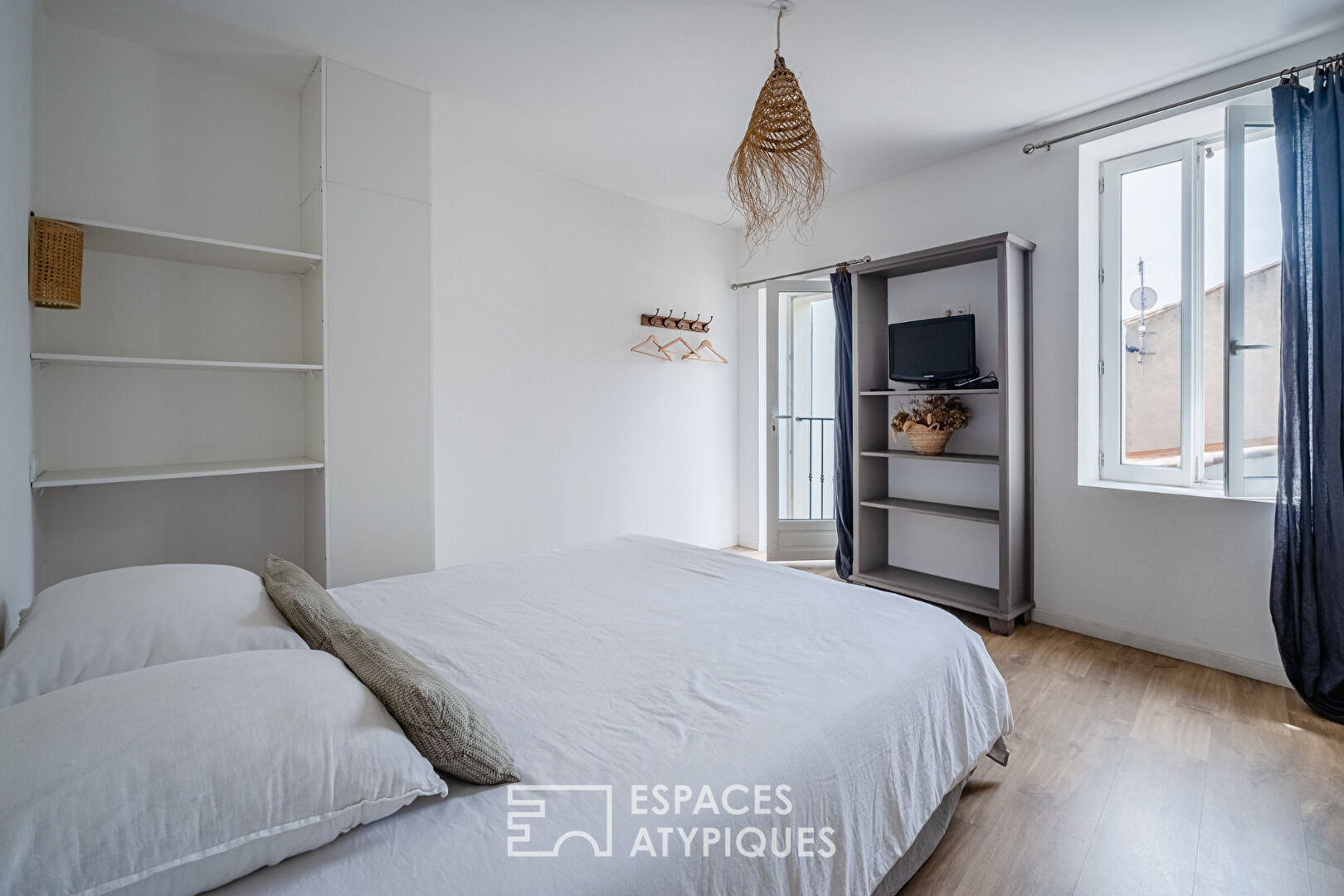 Propriété de charme rénovée avec cour intime, idéal chambres d’hôtes au coeur de Gruissan