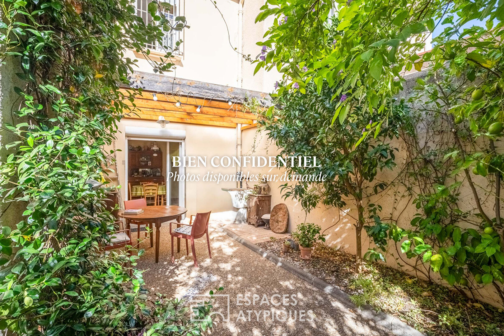Narbonne center ? Charming house with patio and convertible basement