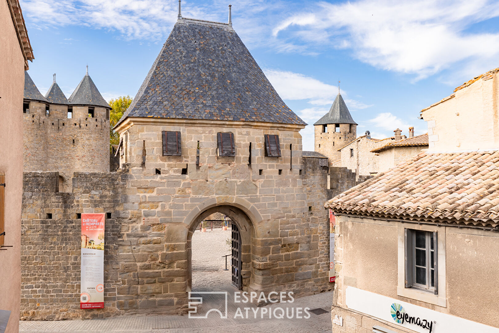 Maison atypique avec vue sur le Château Comtal - Cité de Carcassonne