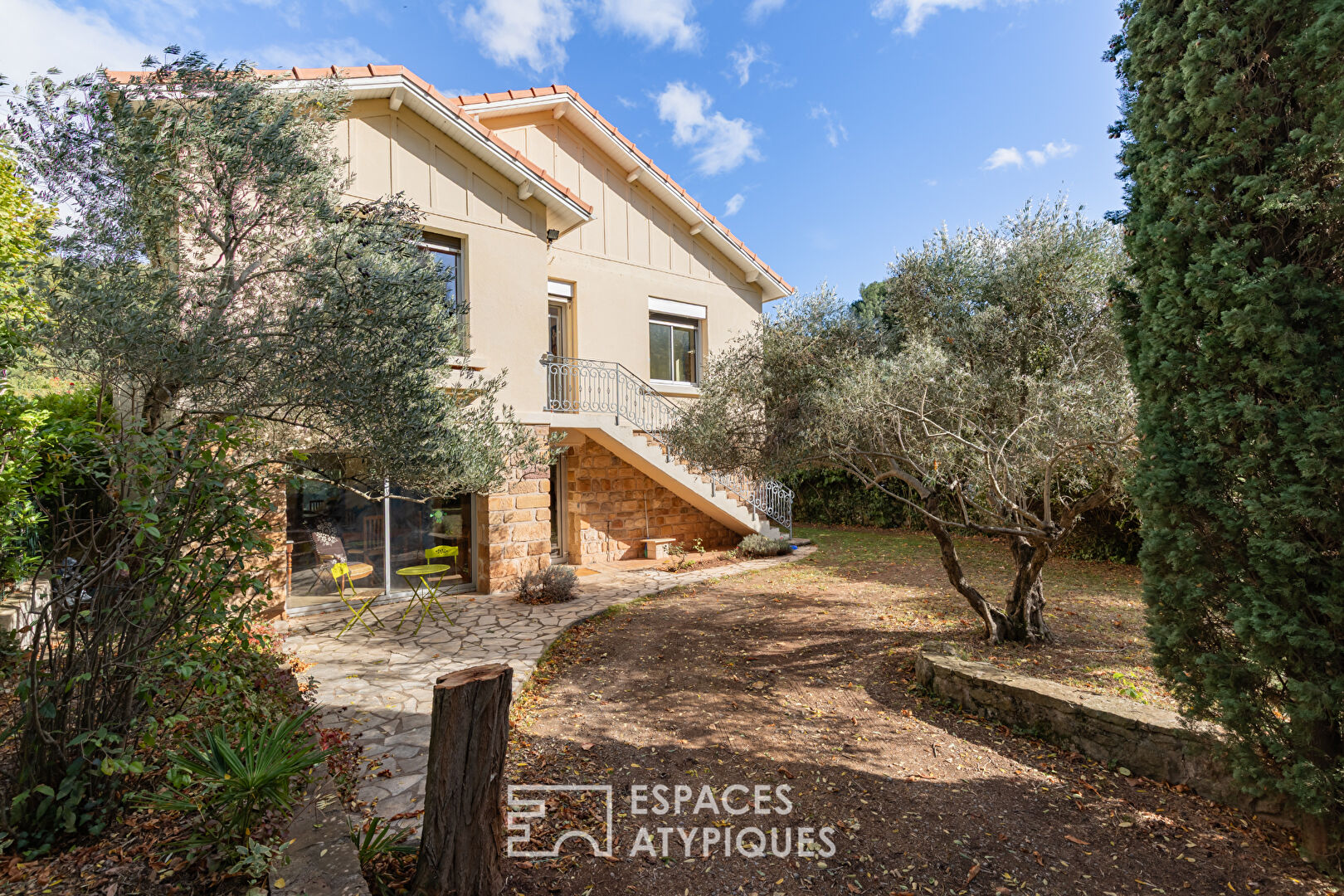 Charming house with generous living spaces and potential in Alet-les-Bains