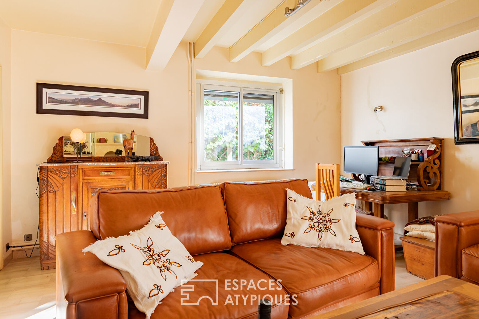 Charming house with generous living spaces and potential in Alet-les-Bains