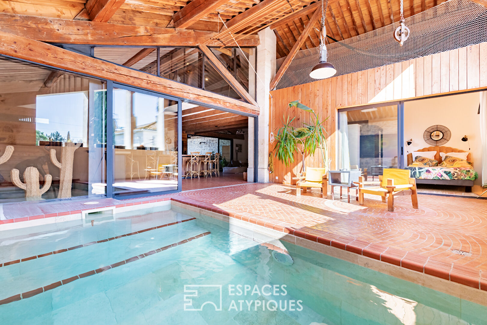 Maison d’architecte avec galerie d’art et Loft premium en bord de Canal