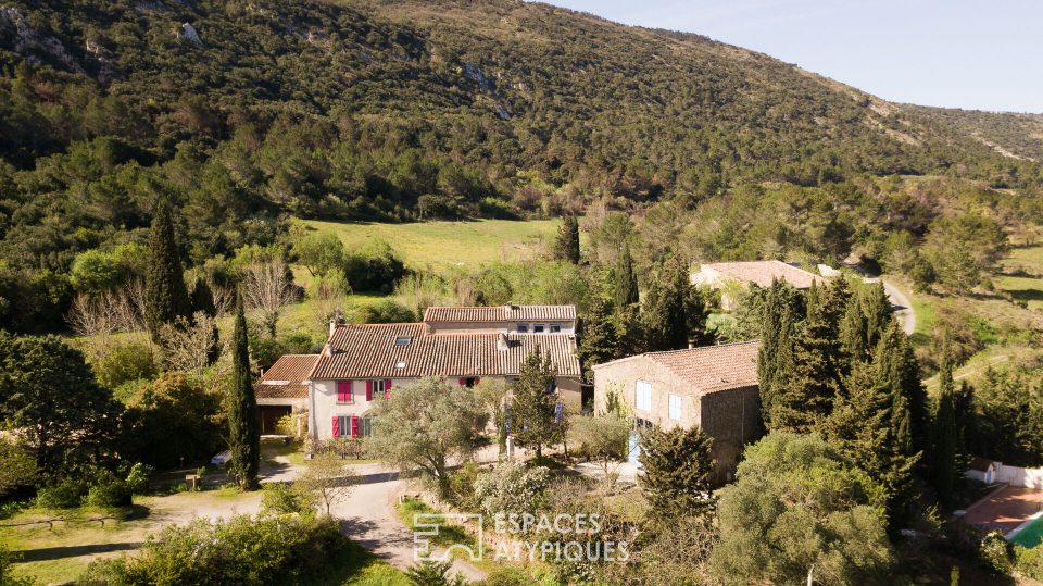 Grande propriété atypique avec 7,7 ha et vues sur l'Alaric - Capendu