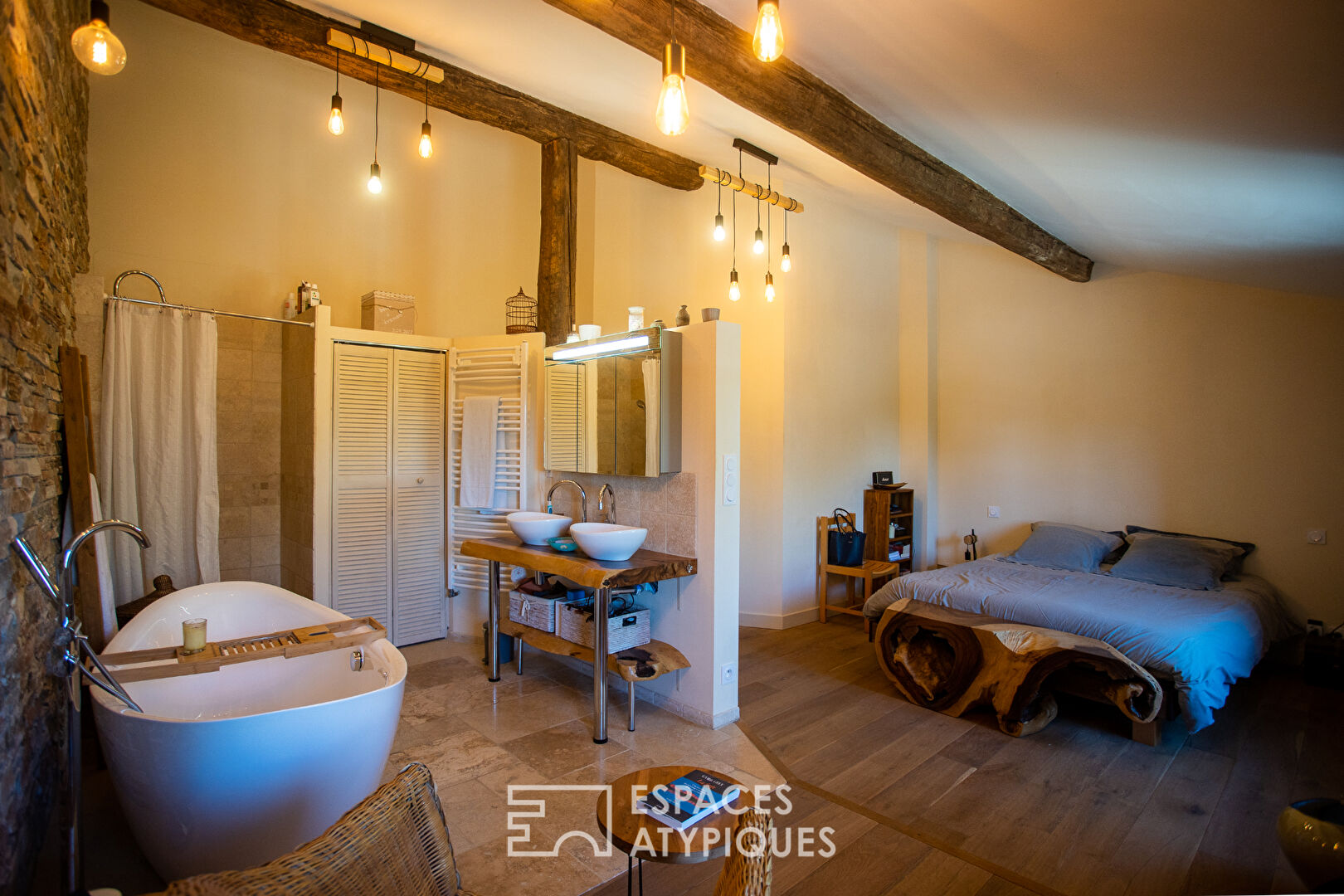 Grande propriété atypique avec 7,7 ha et vues sur l’Alaric – Capendu