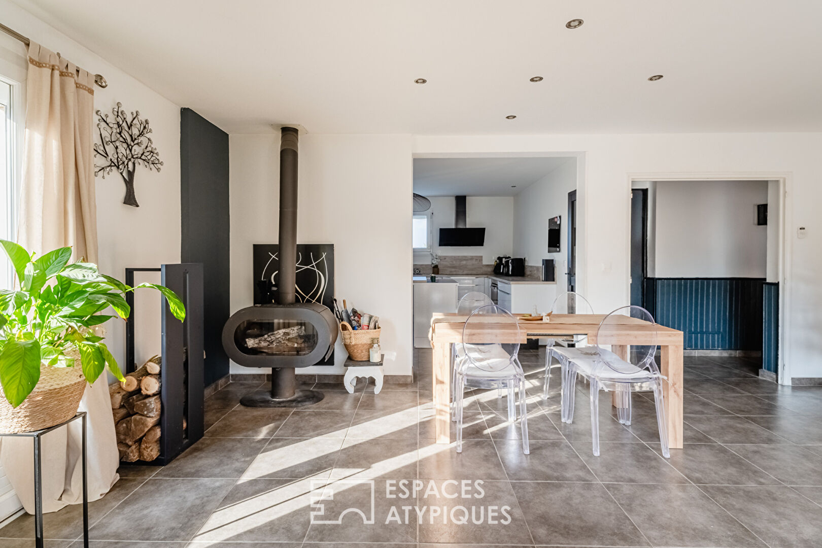 Maison bi-habitation avec piscine à Salles-d&rsquo;Aude