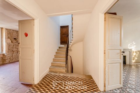 Maison de village avec dépendances  – Projet évolutif