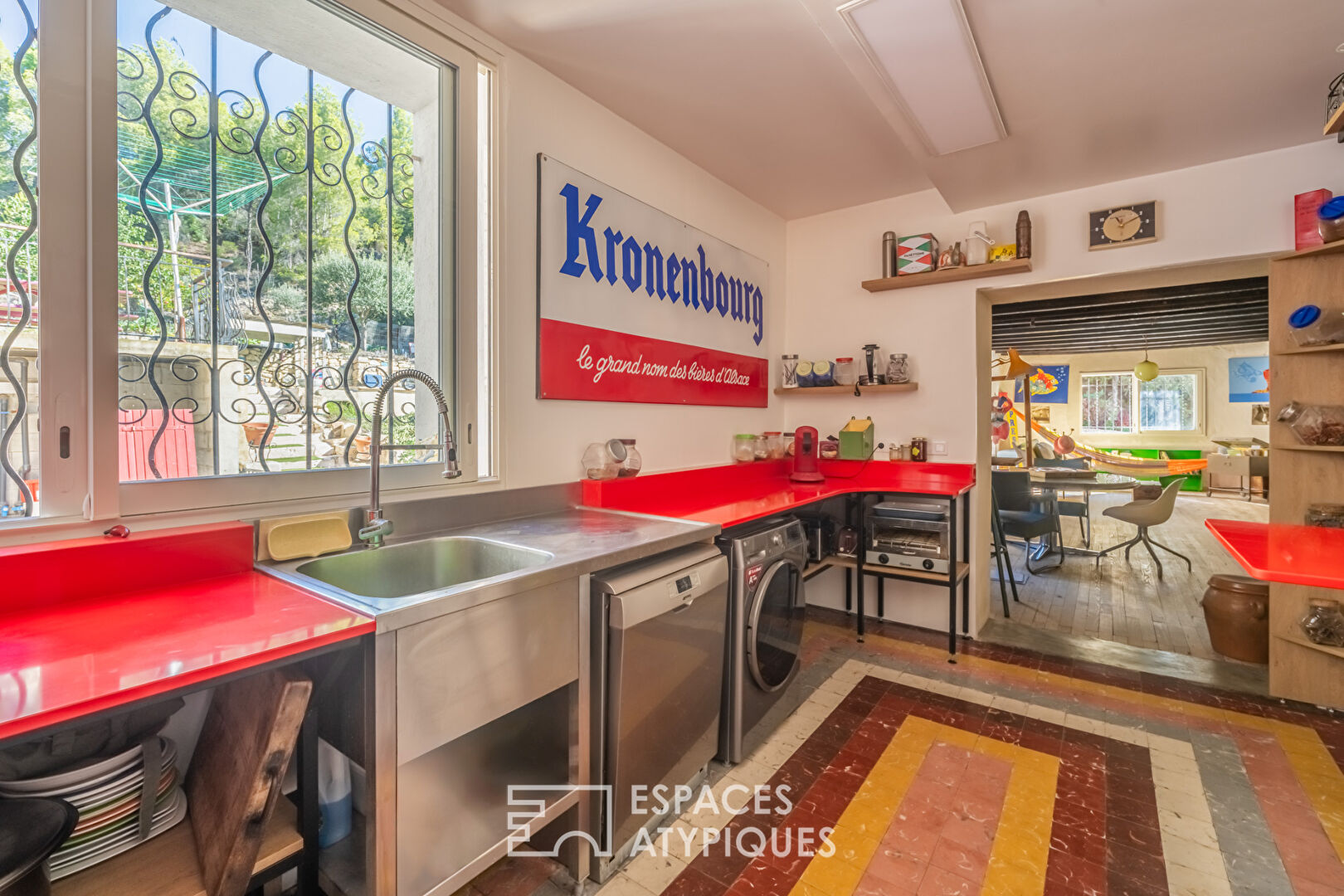 Charmante bâtisse de caractère avec gîte proche de Narbonne