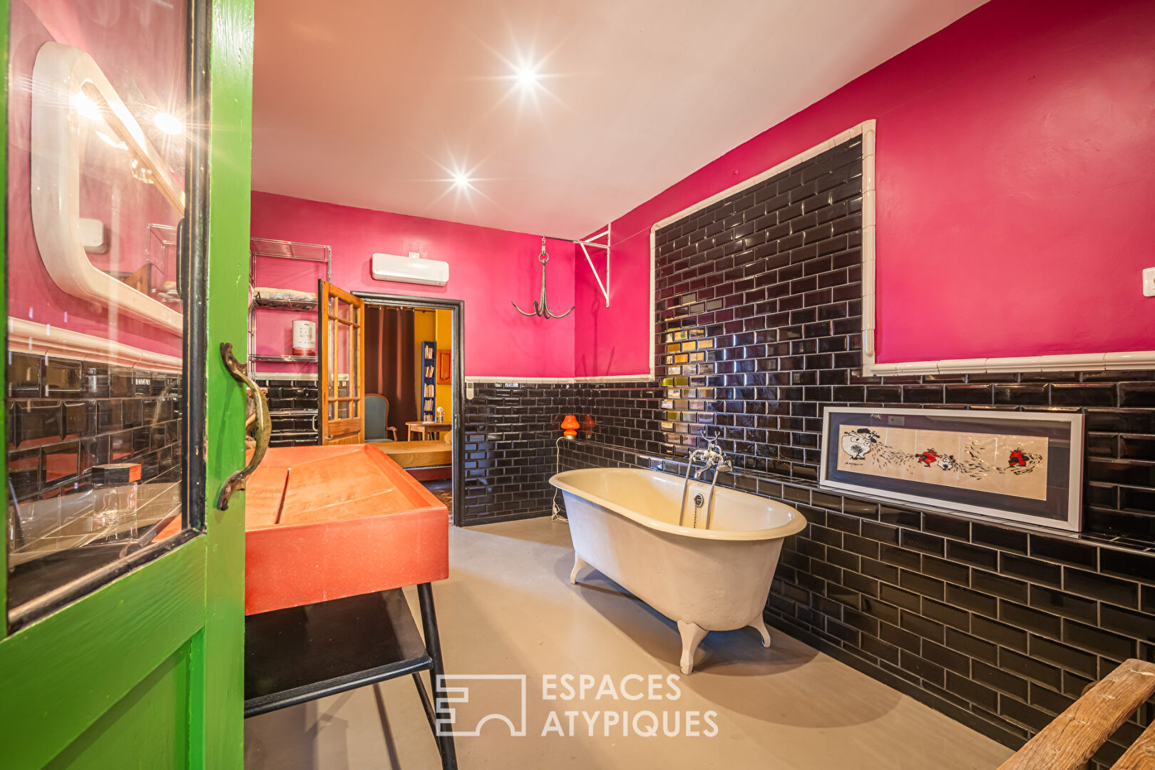 Charmante bâtisse de caractère avec gîte proche de Narbonne