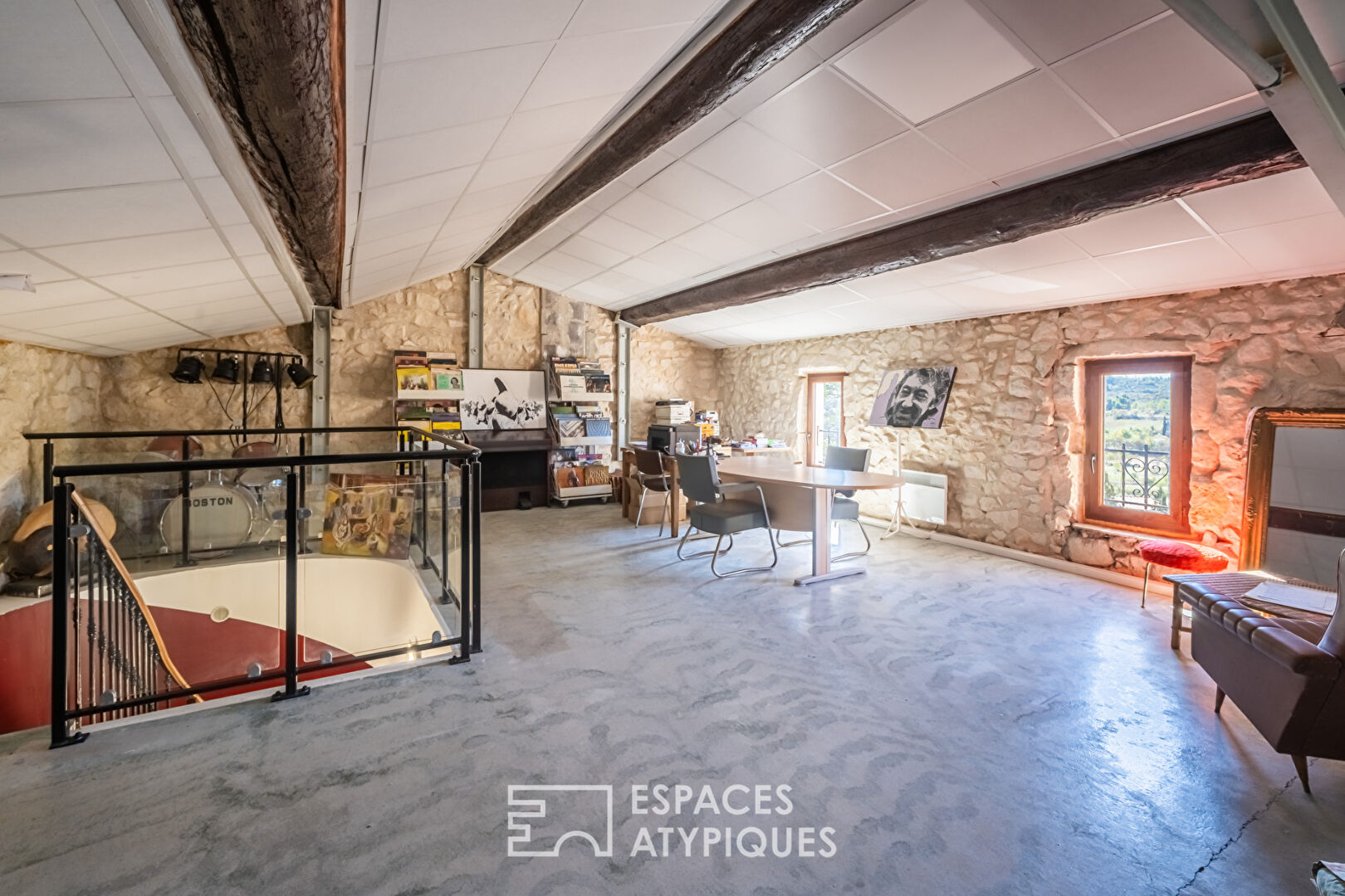 Charmante bâtisse de caractère avec gîte proche de Narbonne