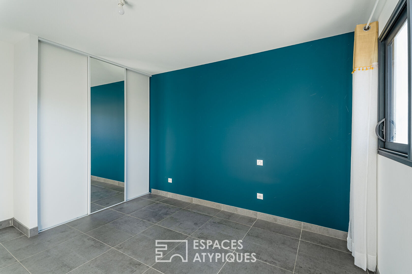 Maison contemporaine 102 m² récente avec terrasse