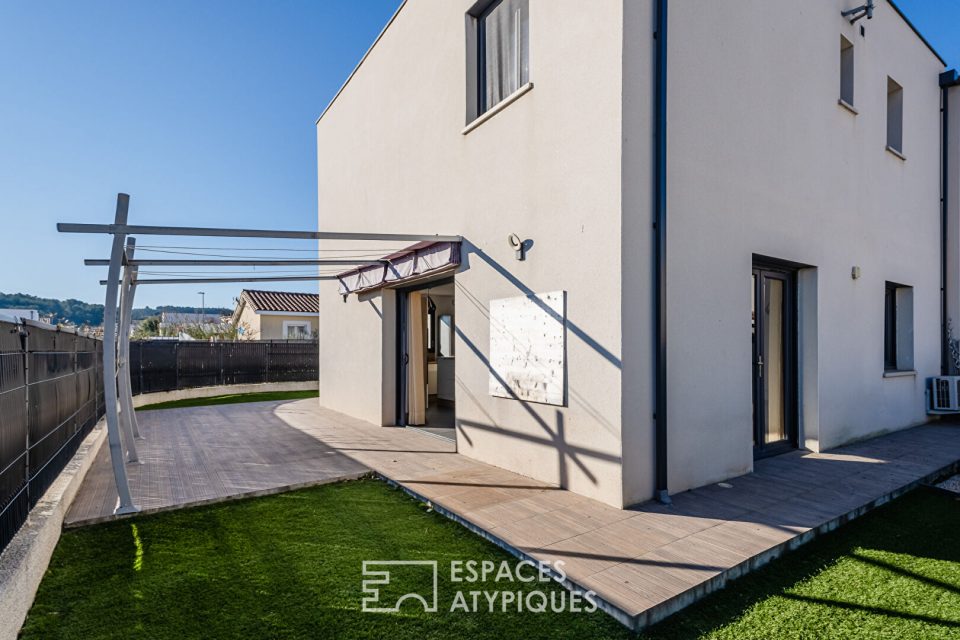 Maison contemporaine 102 m² récente avec terrasse - Narbonne
