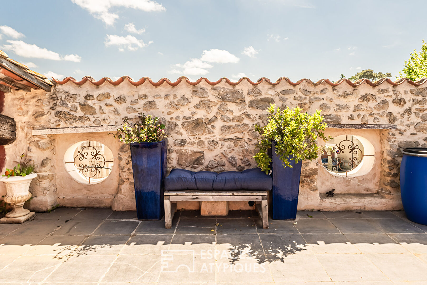 Bourgeoise de caractère avec rooftop confidentiel – Proche Narbonne