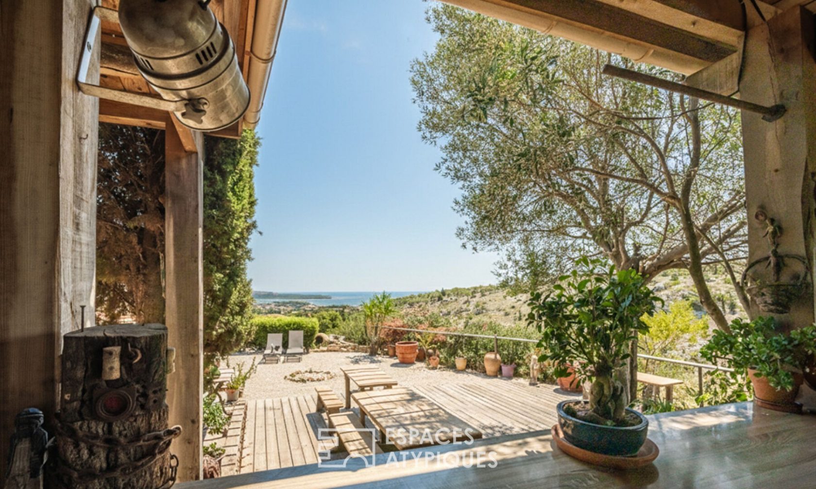 L&rsquo;Intemporel refuge de caractère avec vue mer