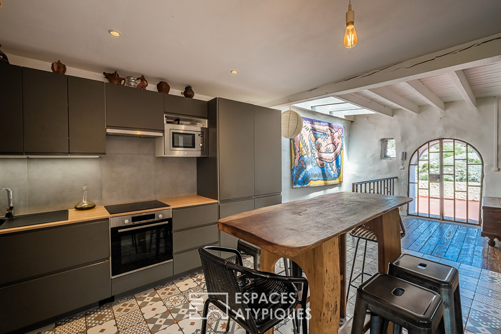 L&rsquo;Intemporel refuge de caractère avec vue mer