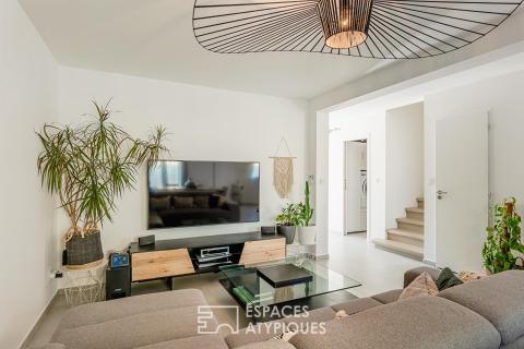 Maison rénovée d&rsquo;exception : design contemporain, domotique et confort absolu