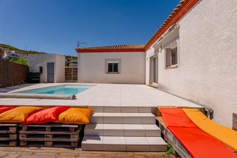 Maison contemporaine, entre vie et activité