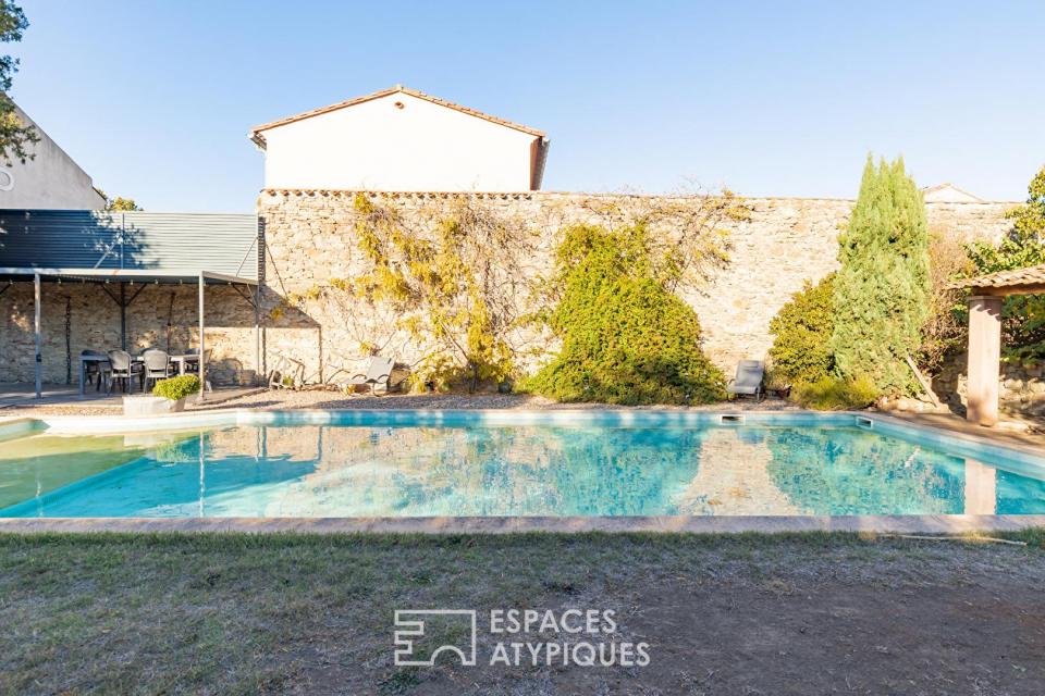 Maison de Maître du XVIIIe avec piscine et jardin clos au Coeur du Minervois