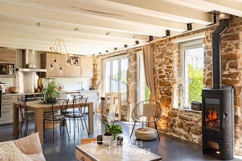 Maison de caractère rénovée en pierre à Fabrezan