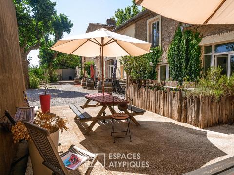 Domaine viticole réhabilité avec gîtes, piscine et dépendances