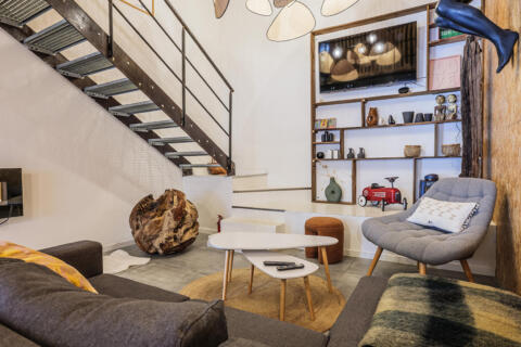 Local commercial réhabilité en loft atypique au coeur de la ville