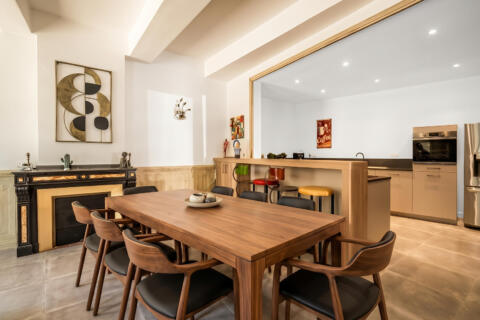 Bourgeoise de charme avec terrasse intimiste à 10 minutes de Narbonne