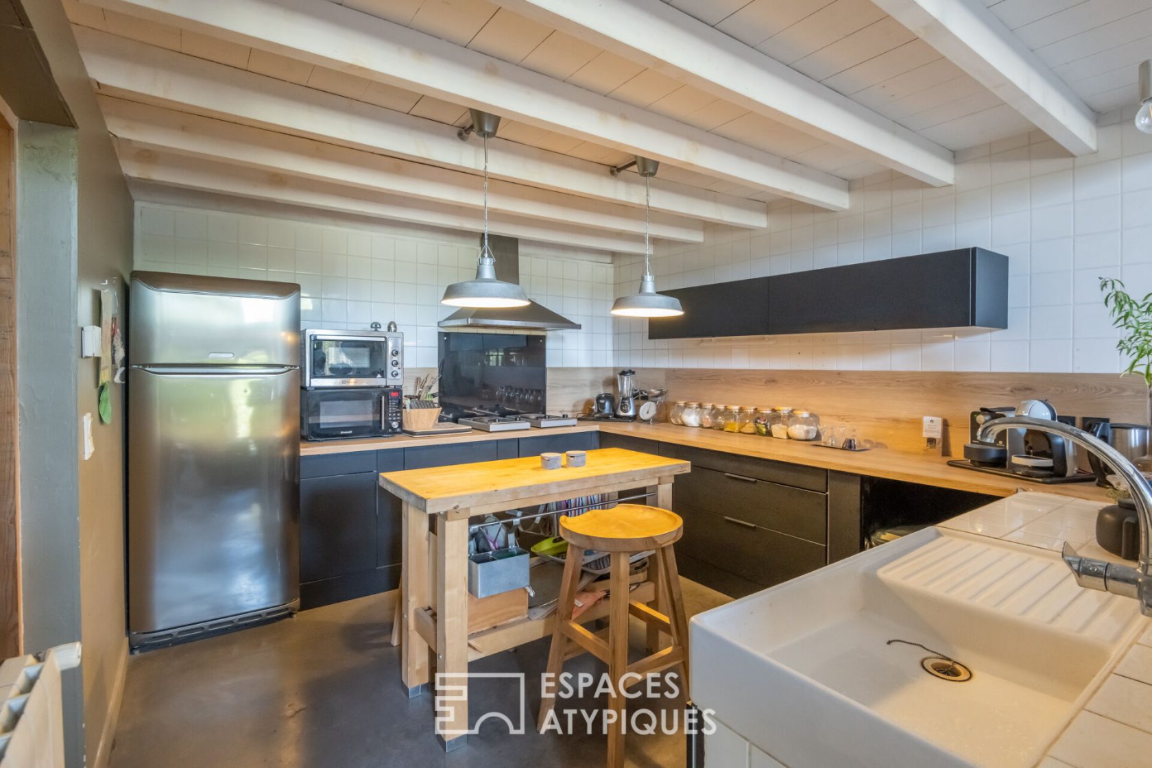 Loft – Former sawmill – Conques Sur Orbiel – 11600 – 380 m2