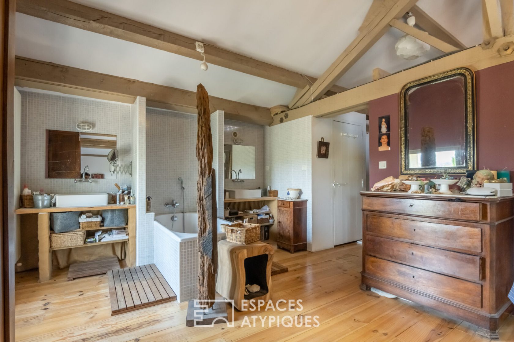 Loft – Former sawmill – Conques Sur Orbiel – 11600 – 380 m2