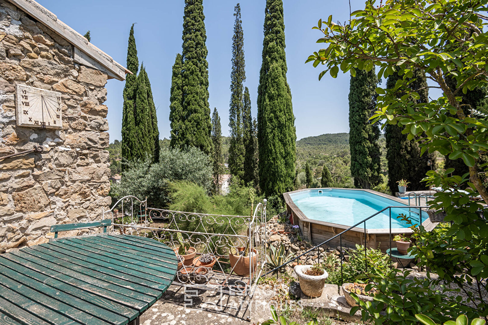Former wine estate in the heart of the Corbières