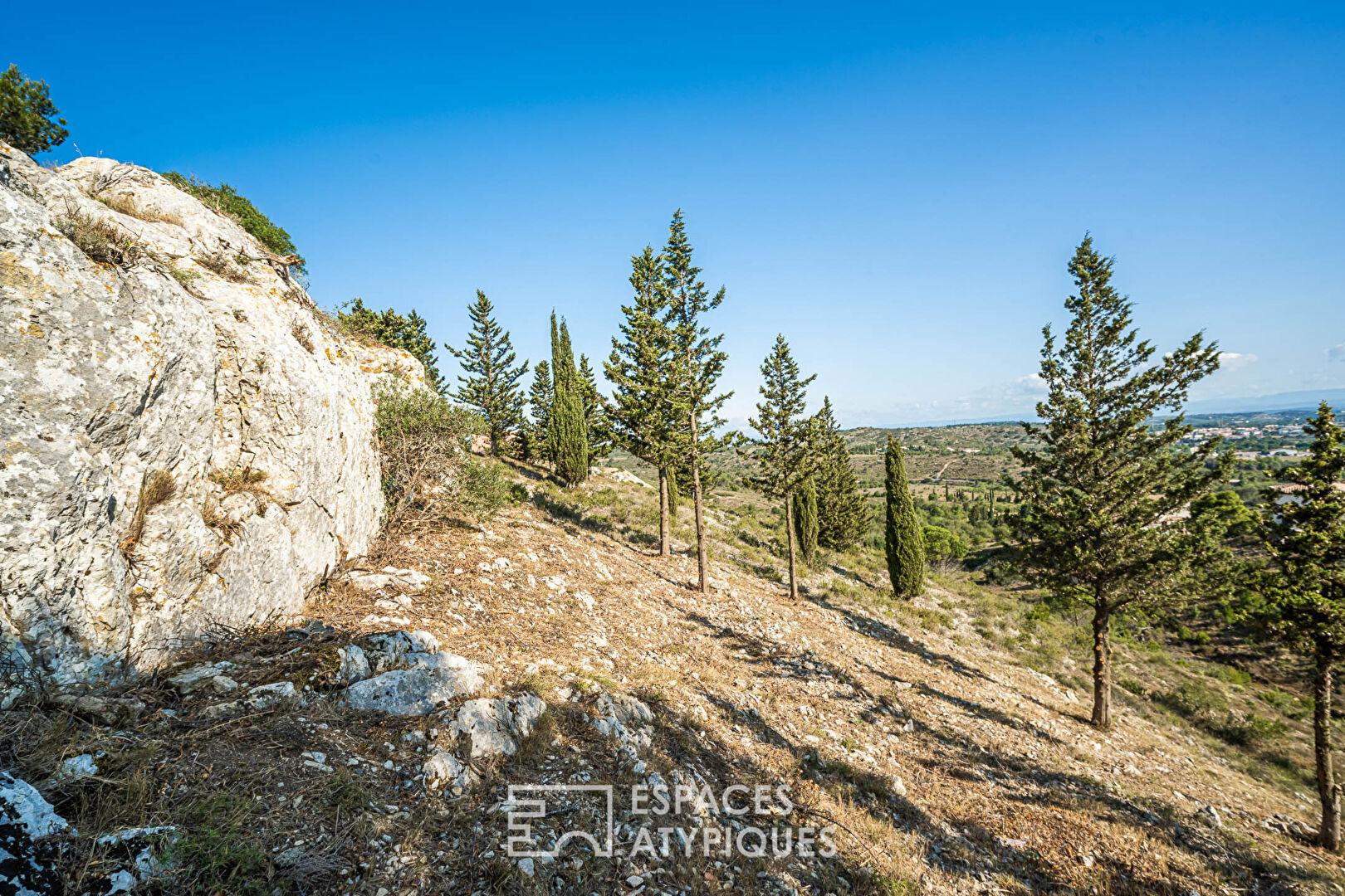 Terrain constructible avec vue dominante