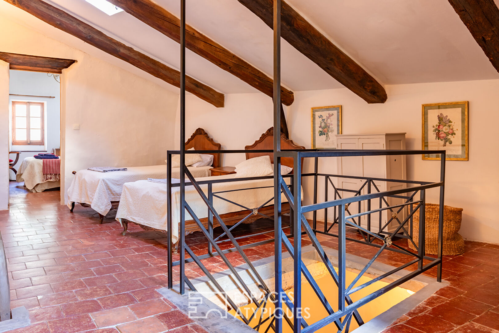 Élégante maison en pierre dans le centre historique de Lagrasse – un bien d’exception