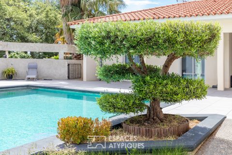Élégante villa d’architecte et son jardin intimiste