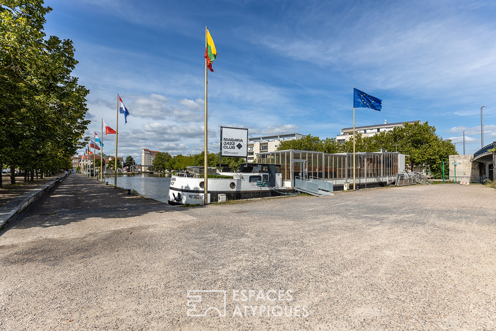 Péniche évènementielle en coeur de ville