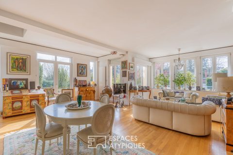 Maison de caractère au coeur d’un jardin verdoyant