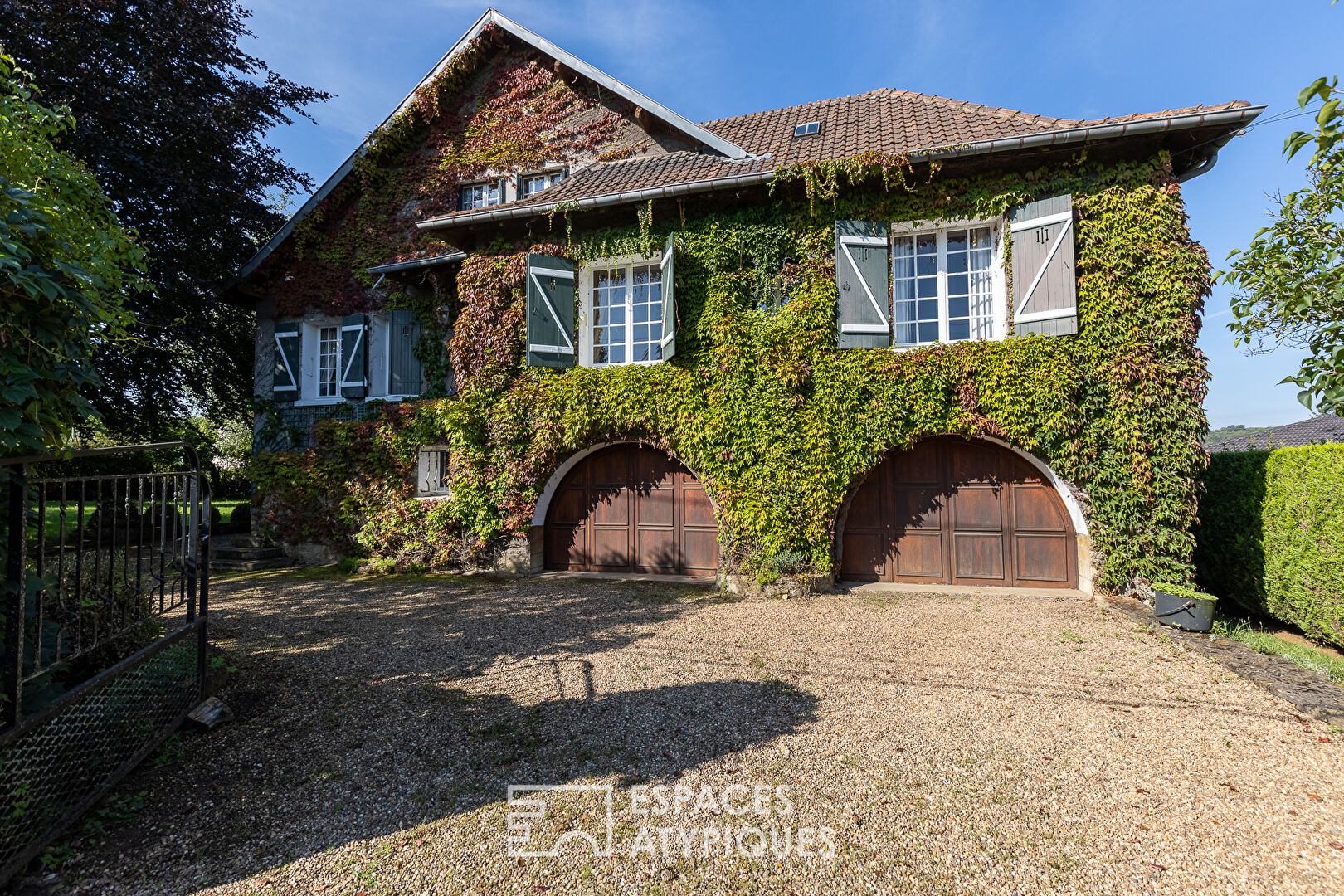 Elegant family home from the 1950s