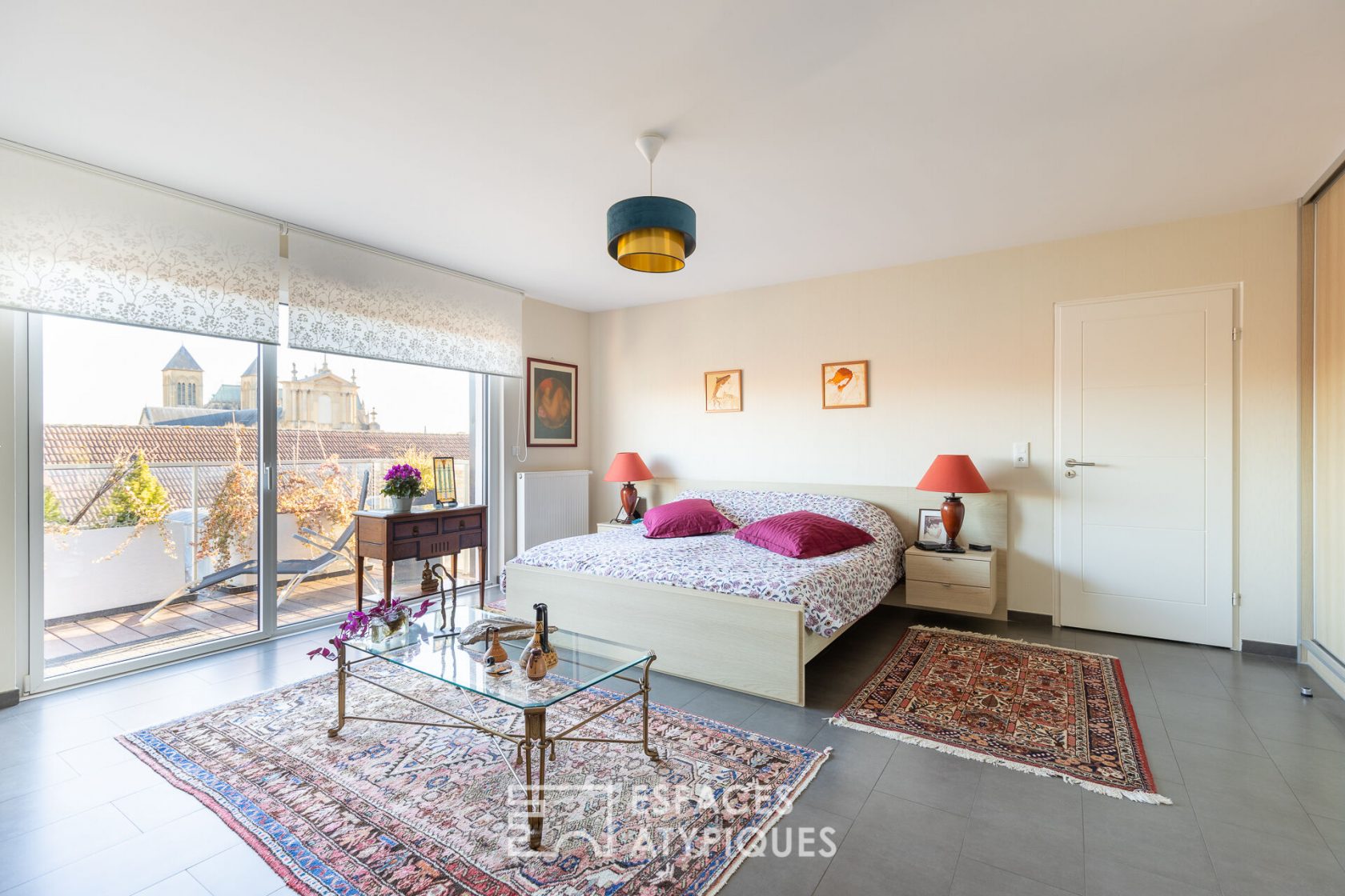 Top floor flat in the city centre