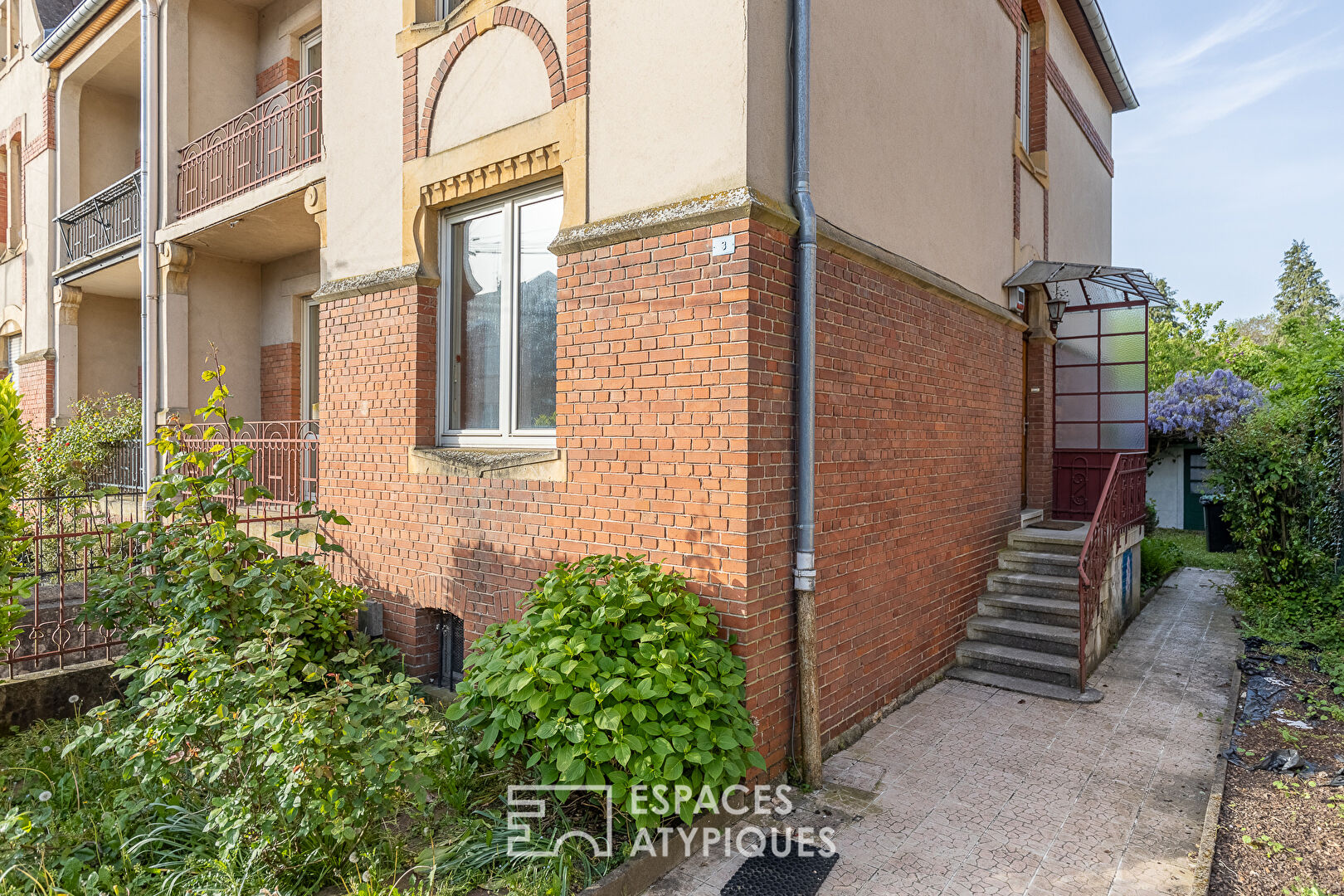 Maison de maître à réinventer dans un quartier bourgeois