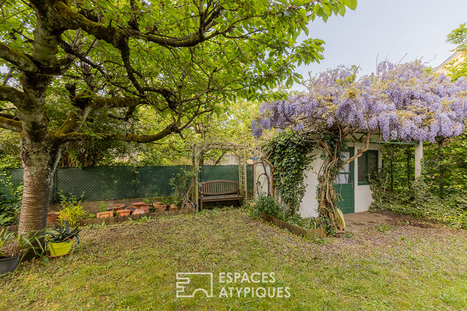 Maison de maître à réinventer dans un quartier bourgeois